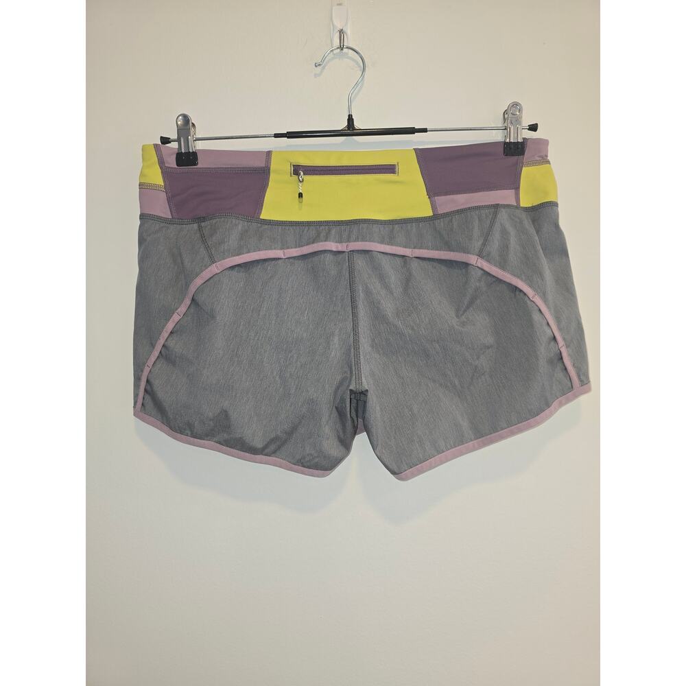 Lululemon Grey Shorts Size 10 Preloved- Great Condition - Picture 4 of 7